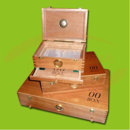00Box