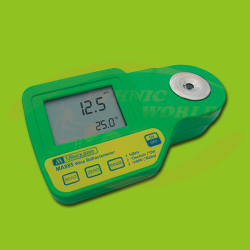 Milwaukee Wine Refractometer MA885